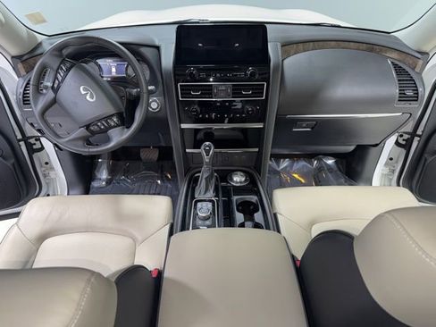 Used 2024 INFINITI QX80 Premium Select w/ Cargo Package image 18