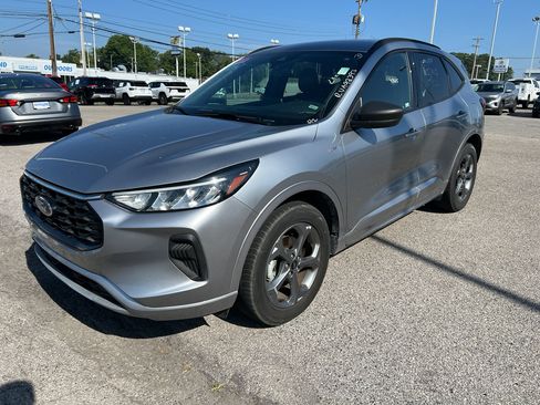 Used 2024 Ford Escape ST-Line AWD/4WD image 1