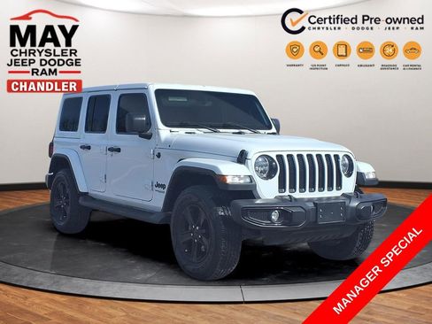 Used 2022 Jeep Wrangler Unlimited Sahara AWD/4WD image 19