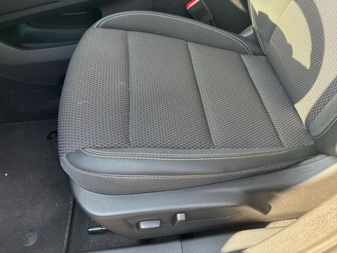 Used 2022 Buick Envision Preferred AWD/4WD image 8