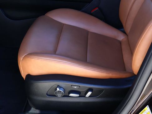 Used 2021 Cadillac XT4 Sport image 20