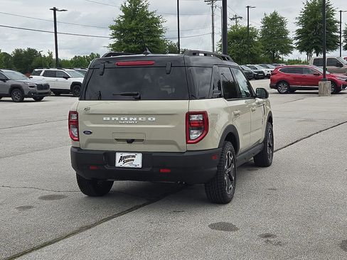 Used 2024 Ford Bronco Sport Outer Banks w/ Tech Package AWD/4WD image 6