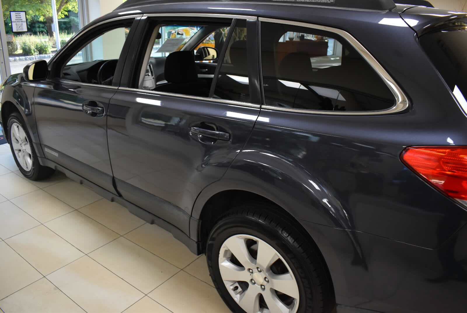 Used 2011 Subaru Outback 2.5i Premium w/ All-Weather Pkg AWD/4WD image 51