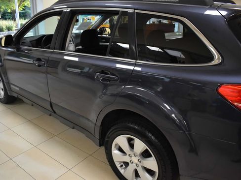 Used 2011 Subaru Outback 2.5i Premium w/ All-Weather Pkg AWD/4WD image 51
