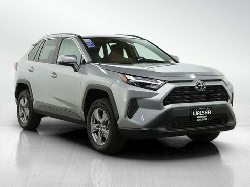 Used 2025 Toyota RAV4 XLE w/ Convenience Package image 7