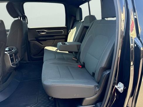 Used 2023 RAM 1500 Big Horn AWD/4WD image 38