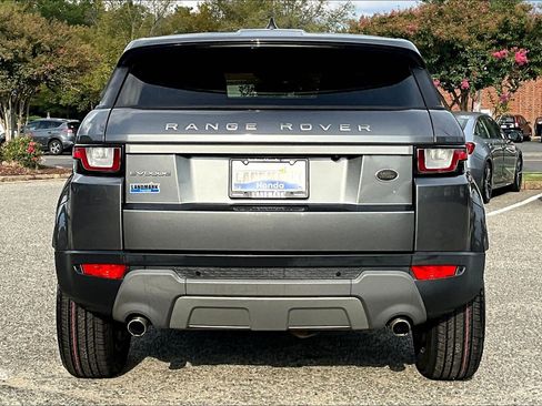 Used 2019 Land Rover Range Rover Evoque SE AWD/4WD image 4