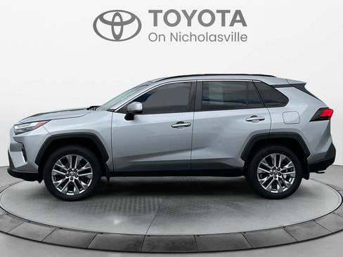 Used 2023 Toyota RAV4 XLE Premium AWD/4WD image 2