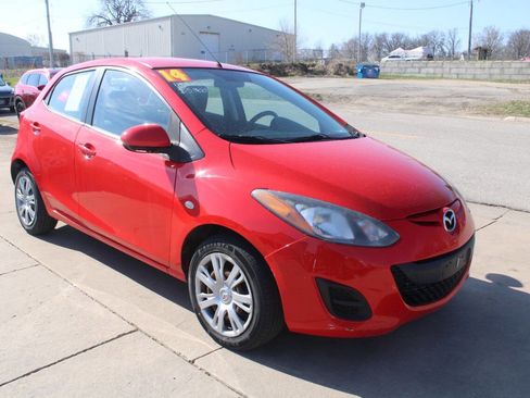 Used 2014 MAZDA MAZDA2 Sport image 3