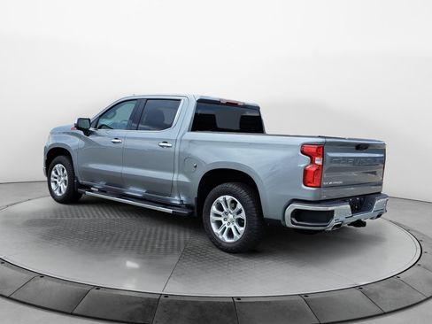 Used 2024 Chevrolet Silverado 1500 LTZ w/ Z71 Off-Road Package AWD/4WD image 5