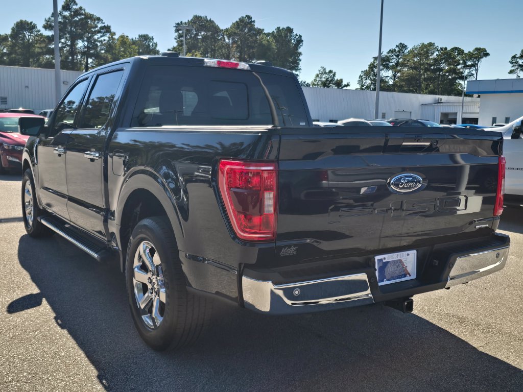 Used 2022 Ford F150 XLT w/ Equipment Group 302A High RWD image 3