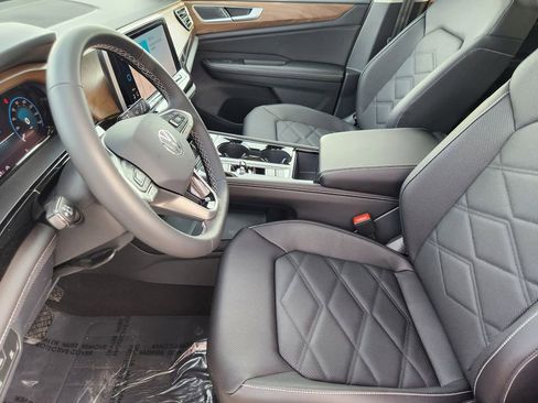 New 2026 Volkswagen Atlas SE AWD/4WD image 4