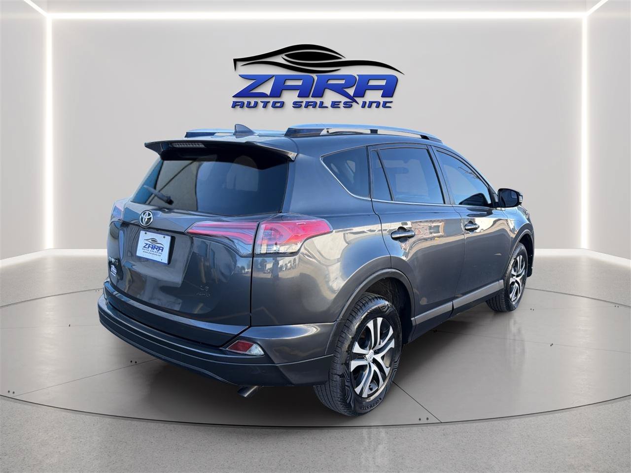 Used 2016 Toyota RAV4 LE AWD/4WD image 7