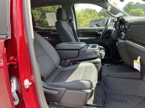 Used 2023 Chevrolet Silverado 1500 LT AWD/4WD image 36