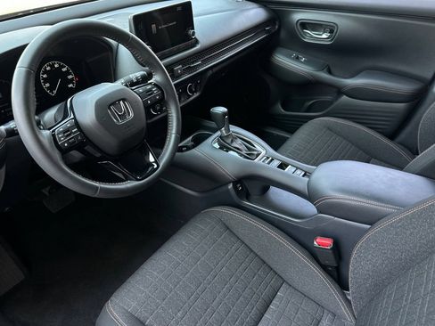 Certified 2025 Honda HR-V Sport image 10