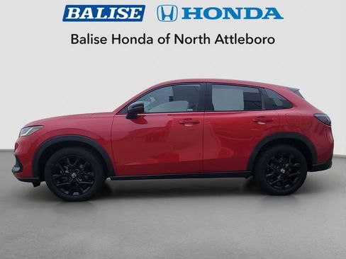 Used 2023 Honda HR-V Sport image 2