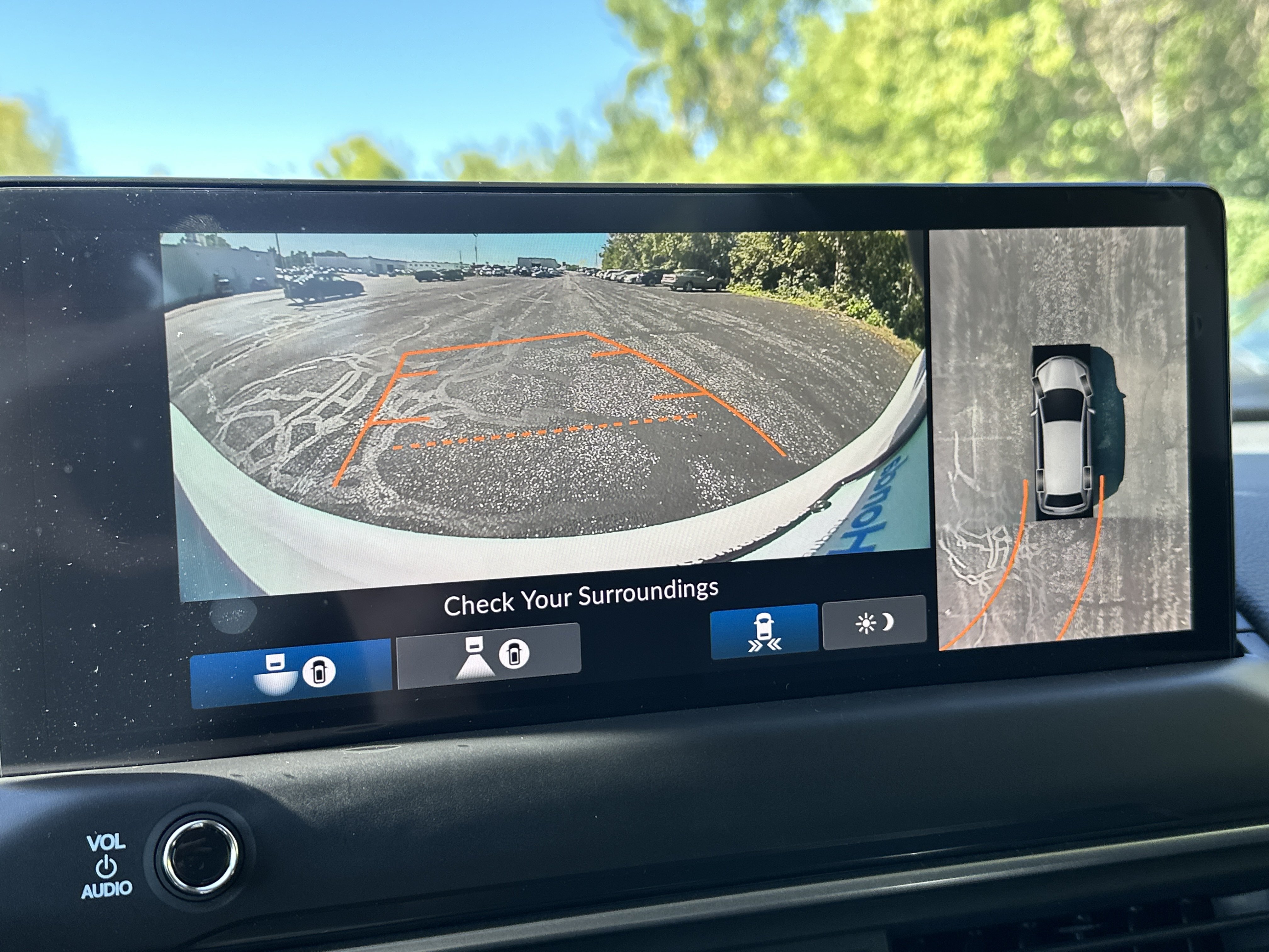 New 2026 Honda Pilot Touring image 18