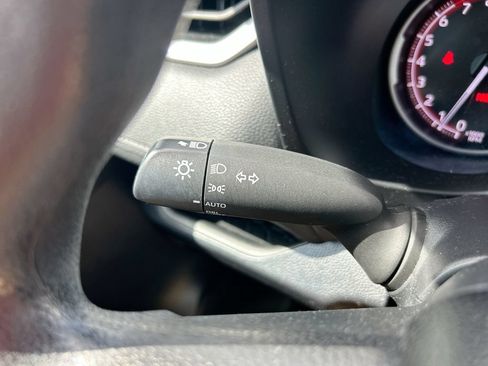Used 2023 Toyota RAV4 XLE w/ Convenience Package FWD image 21