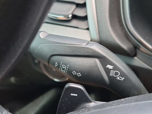 Used 2020 Ford Fusion SE AWD/4WD image 27