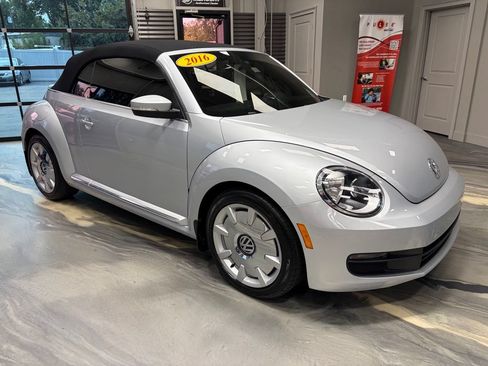 Used 2016 Volkswagen Beetle 1.8T SEL FWD image 5