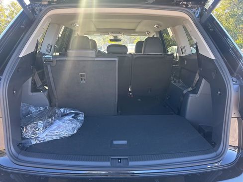 New 2026 Volkswagen Atlas SEL Premium R-Line AWD/4WD image 12