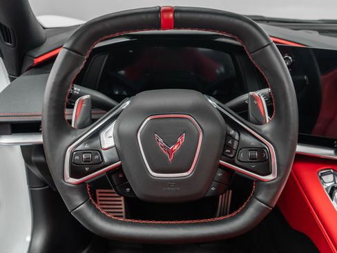 Used 2023 Chevrolet Corvette Stingray Preferred Conv w/ Z51 Performance Package RWD image 15