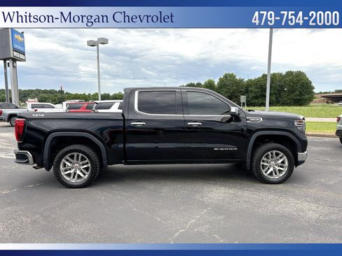 Used 2022 GMC Sierra 1500 SLT w/ SLT Convenience Package AWD/4WD image 5