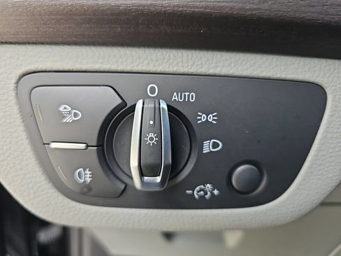 Used 2022 Audi Q5 2.0T Premium w/ Convenience Package AWD/4WD image 26