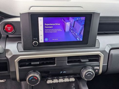 Used 2024 Toyota Tacoma TRD Sport image 8