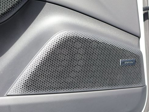 Used 2025 Porsche Macan 4 Electric image 14