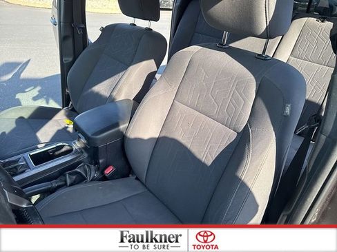 Used 2018 Toyota Tacoma TRD Sport w/ Technology Package image 10