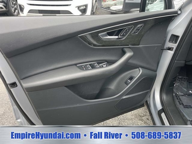 Used 2022 Audi Q7 2.0T Premium Plus AWD/4WD image 18