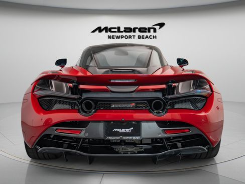 Used 2018 McLaren 720S Performance RWD image 5