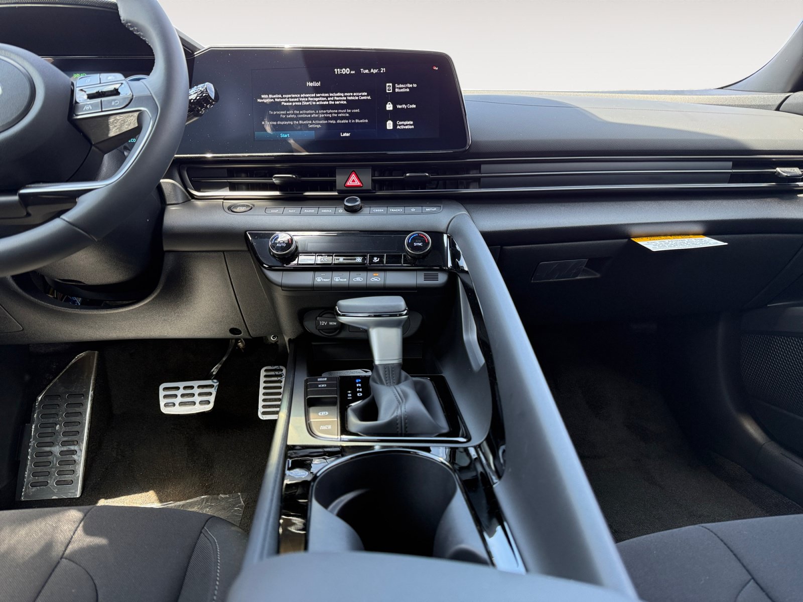 New 2026 Hyundai Elantra SEL FWD image 11