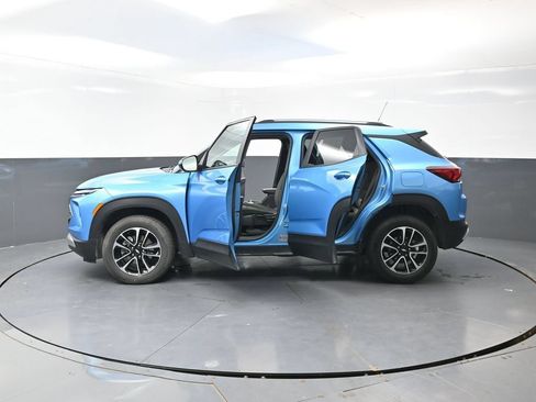 Used 2025 Chevrolet TrailBlazer LT AWD/4WD image 59
