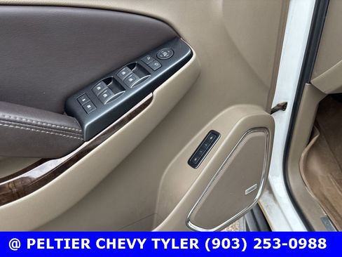 Used 2019 Chevrolet Suburban LT image 11