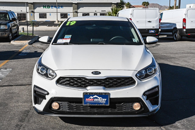 Used 2019 Kia Forte LXS FWD image 2