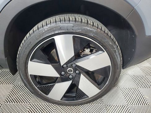 Certified 2023 Volvo C40 P8 Recharge Ultimate image 13
