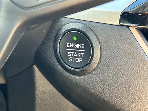 Used 2022 Ford Escape SEL image 30