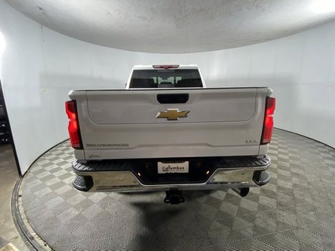 Used 2025 Chevrolet Silverado 3500 LTZ w/ LTZ Convenience Package image 7