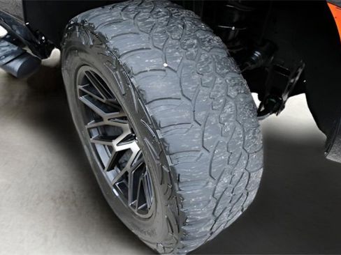 Used 2023 Chevrolet Tahoe Z71 image 10