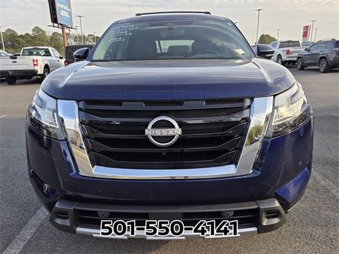 Used 2023 Nissan Pathfinder Platinum image 8