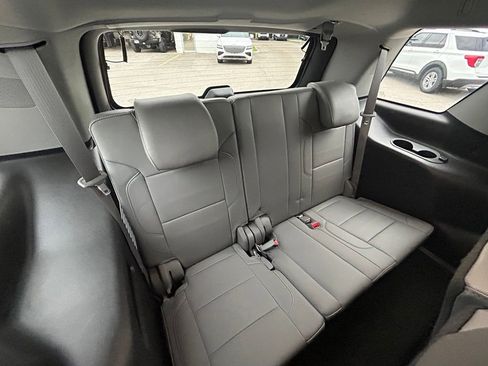 Used 2016 Chevrolet Tahoe LT RWD image 32