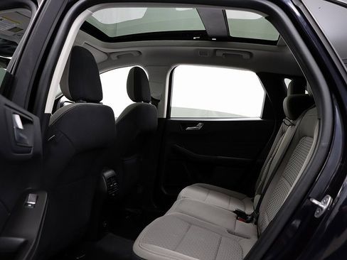 Used 2021 Ford Escape SE w/ Convenience Package image 12