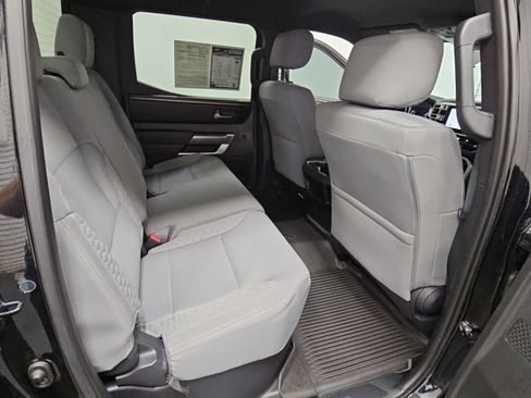 Used 2025 Toyota Tundra SR5 AWD/4WD image 38
