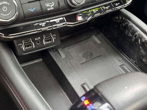 Used 2023 Dodge Durango R/T AWD/4WD image 15
