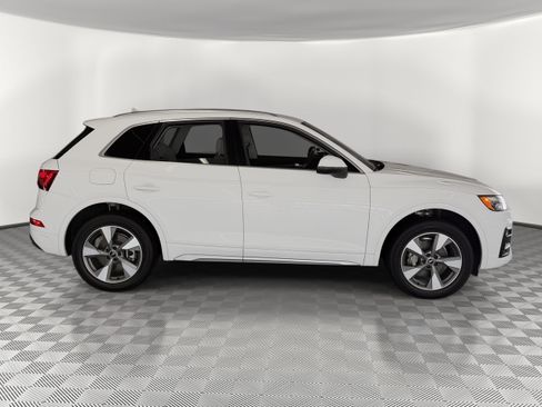 Certified 2023 Audi Q5 2.0T Premium Plus w/ Premium Plus Package AWD/4WD image 8