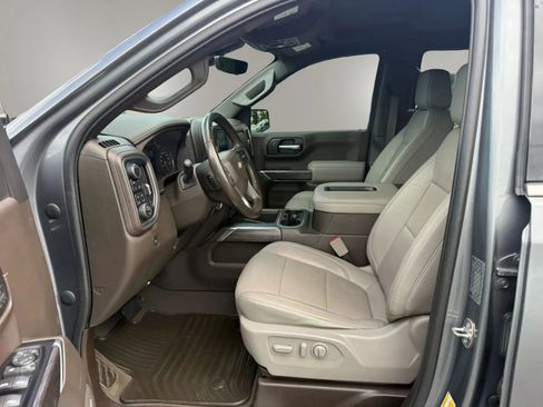 Used 2019 Chevrolet Silverado 1500 LTZ w/ Technology Package AWD/4WD image 15