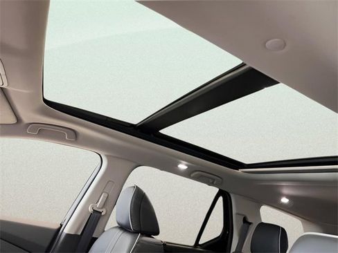 Used 2025 Honda Pilot Elite image 18