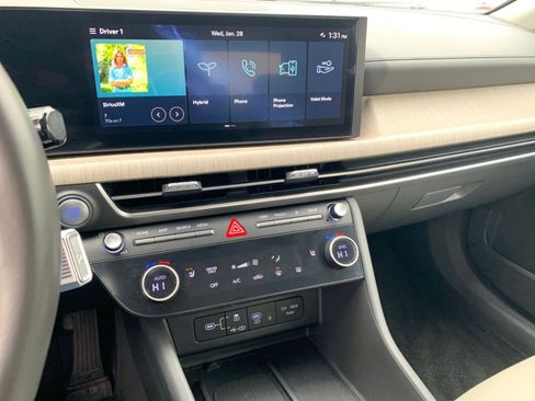 Used 2025 Hyundai Sonata SEL image 17